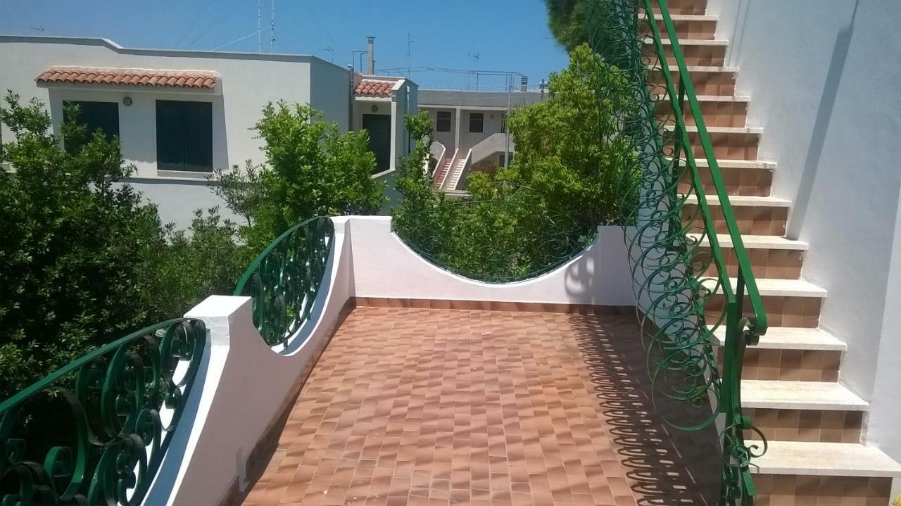 B&B Il Villino Torre Dell'Orso Extérieur photo